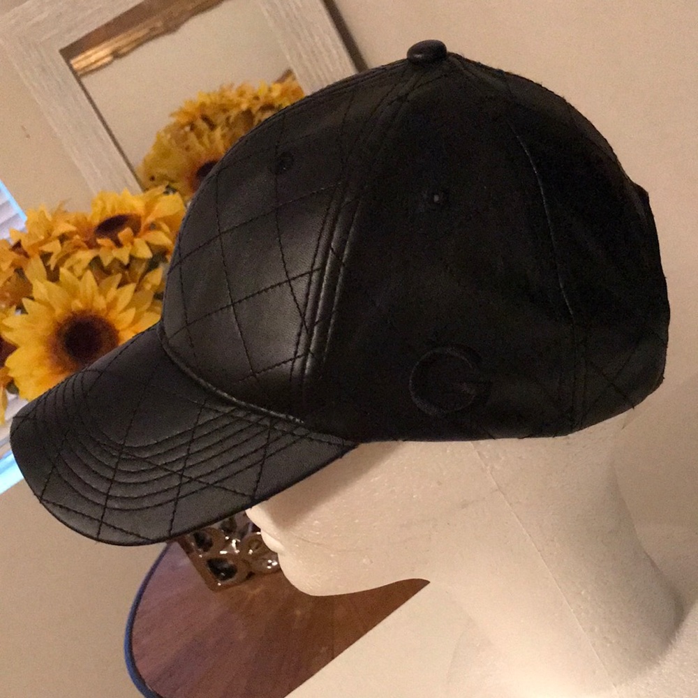 Black leather By Guess .
